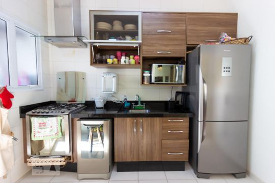 Detalhe - Cozinha de casa de condomínio para alugar com 3 quartos, 130m² em Chácara Canta Galo, Cotia