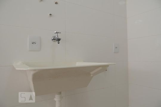 Área de Serviço de apartamento para alugar com 2 quartos, 48m² em Pechincha, Rio de Janeiro