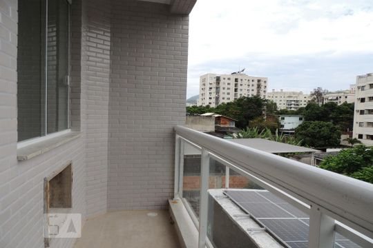 Varanda de apartamento para alugar com 2 quartos, 48m² em Pechincha, Rio de Janeiro