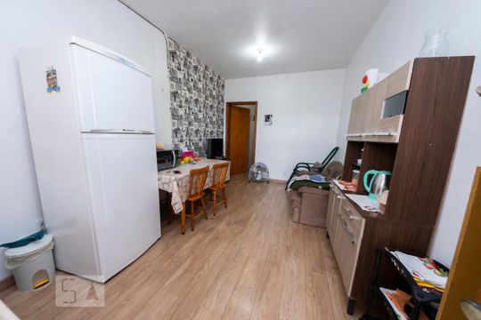 Sala e Cozinha de casa de condomínio à venda com 1 quarto, 40m² em Vicentina, São Leopoldo