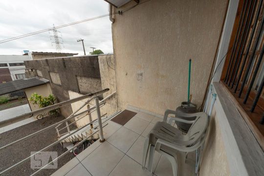 Sacada de casa de condomínio à venda com 1 quarto, 40m² em Vicentina, São Leopoldo