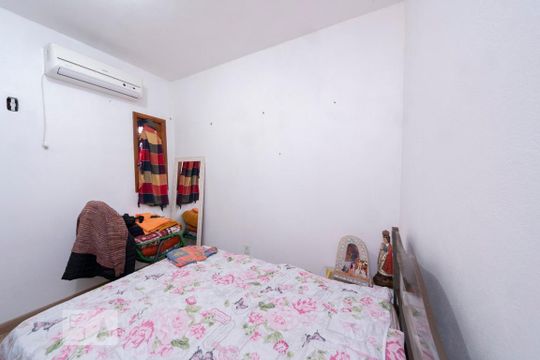 Quarto de casa de condomínio à venda com 1 quarto, 40m² em Vicentina, São Leopoldo