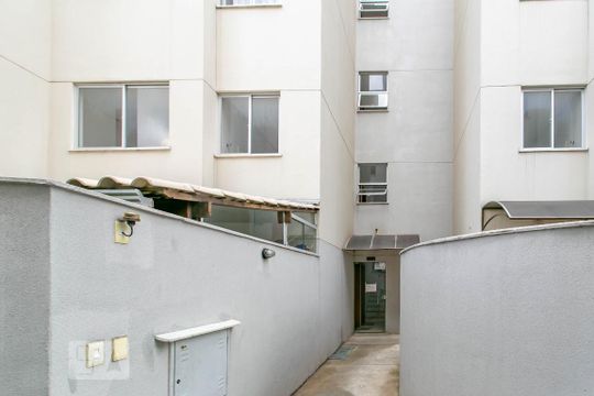 Entrada de apartamento para alugar com 2 quartos, 45m² em Maria Helena, Belo Horizonte