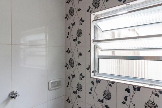 Banheiro de casa para alugar com 1 quarto, 35m² em Jardim Aurora (zona Leste), São Paulo