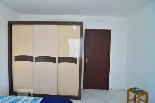 Quarto de apartamento para alugar com 1 quarto, 65m² em Igara, Canoas