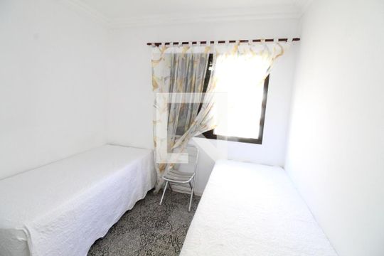 Quarto 2 de apartamento para alugar com 3 quartos, 85m² em Parque Residencial Aquarius, São José dos Campos