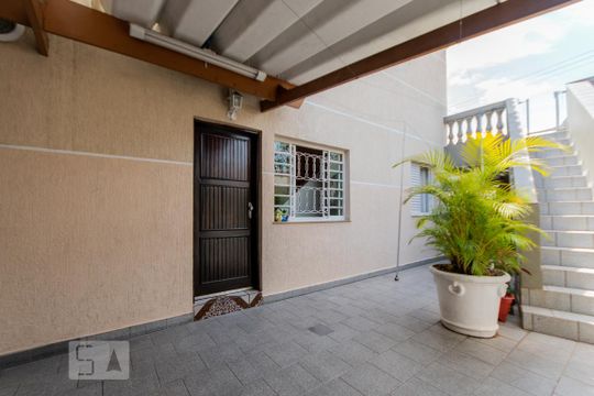 Quintal de casa à venda com 4 quartos, 154m² em Silveira, Santo André