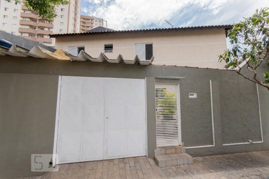 Fachada de casa à venda com 4 quartos, 154m² em Silveira, Santo André