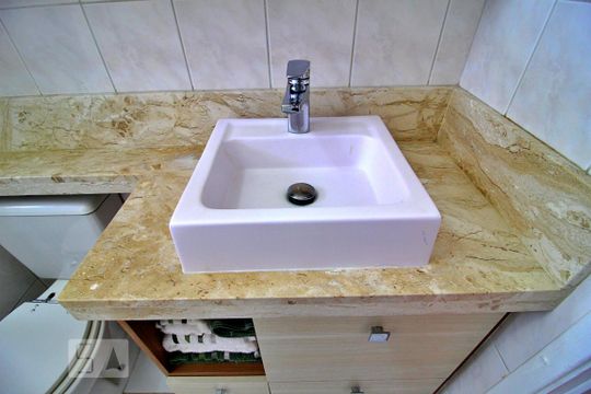 Banheiro de apartamento para alugar com 2 quartos, 60m² em Silveira, Santo André