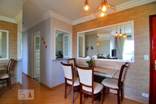 Sala de apartamento para alugar com 2 quartos, 60m² em Silveira, Santo André