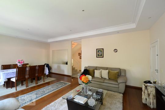 Casa à venda com 4 quartos, 400m² em Vila Nova Caledônia, São Paulo