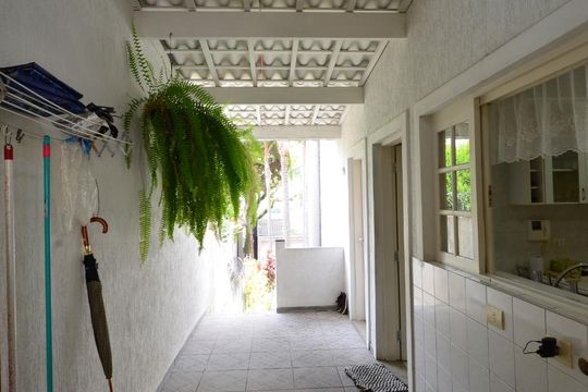 Área Externa de casa à venda com 4 quartos, 400m² em Vila Nova Caledônia, São Paulo