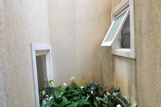Jardim de casa à venda com 4 quartos, 400m² em Vila Nova Caledônia, São Paulo
