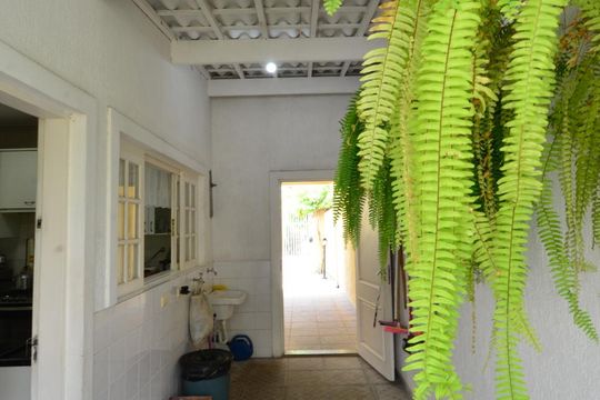 Área Externa de casa à venda com 4 quartos, 400m² em Vila Nova Caledônia, São Paulo
