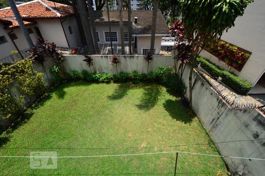 Vista da Sala de casa à venda com 4 quartos, 400m² em Vila Nova Caledônia, São Paulo