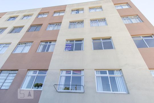 Fachada de apartamento para alugar com 3 quartos, 66m² em Novo Mundo, Curitiba