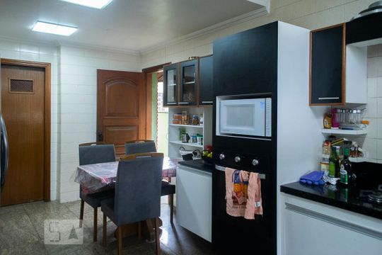 cozinha de casa para alugar com 5 quartos, 500m² em Jardim Paraíso, São Paulo