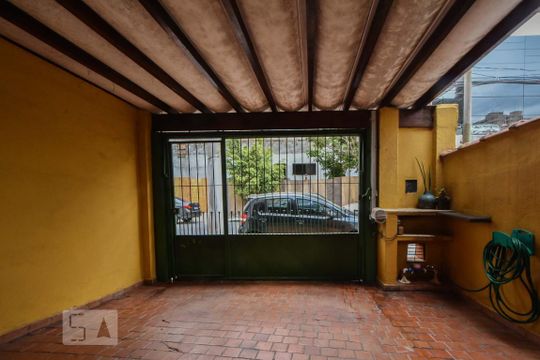 Garagem de casa à venda com 3 quartos, 180m² em Itaim Bibi, São Paulo
