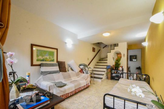 Sala de Estar de casa à venda com 3 quartos, 180m² em Itaim Bibi, São Paulo