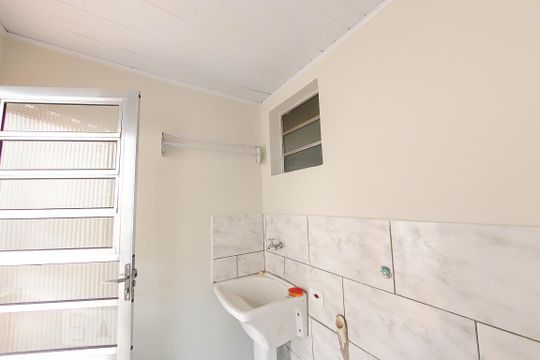 Area de Serviço de casa para alugar com 1 quarto, 50m² em Jardim Modelo, São Paulo