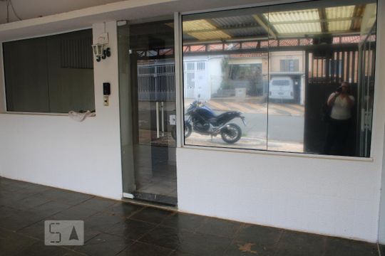 Garagem de casa à venda com 3 quartos, 190m² em Bonfim, Campinas