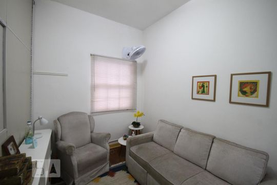 Suíte 1 de casa à venda com 6 quartos, 424m² em Cambuci, São Paulo