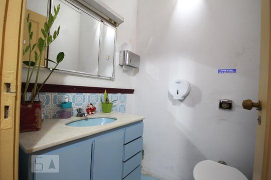 Banheiro 1 de casa à venda com 6 quartos, 424m² em Cambuci, São Paulo