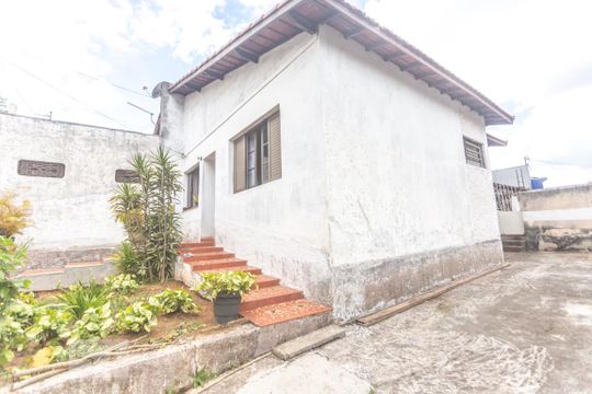 Fachada de casa à venda com 3 quartos, 131m² em Centro, São Bernardo do Campo