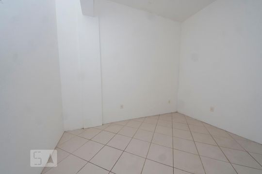 Quarto de apartamento para alugar com 1 quarto, 50m² em Cristo Rei, São Leopoldo