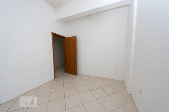 Quarto de apartamento para alugar com 1 quarto, 50m² em Cristo Rei, São Leopoldo
