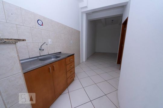 Cozinha e Área de Serviço de apartamento para alugar com 1 quarto, 50m² em Cristo Rei, São Leopoldo