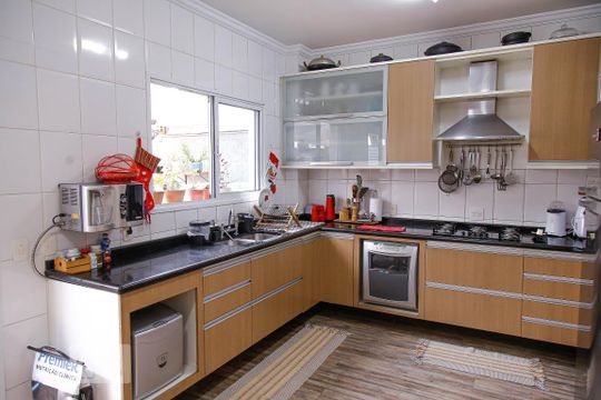 Cozinha de casa de condomínio à venda com 4 quartos, 220m² em Jardim Avelino, São Paulo