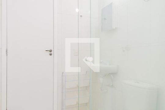 Banheiro de apartamento para alugar com 1 quarto, 32m² em Vila Augusta, Guarulhos