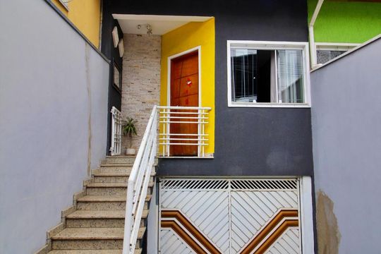 Fachada de casa à venda com 2 quartos, 230m² em Parque Oratorio, Santo André
