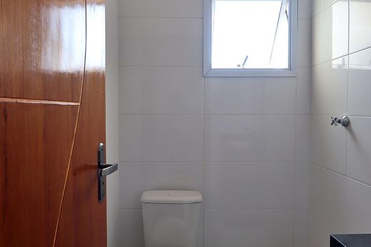 Banheiro Social de apartamento à venda com 2 quartos, 100m² em Parque Oratório, Santo André
