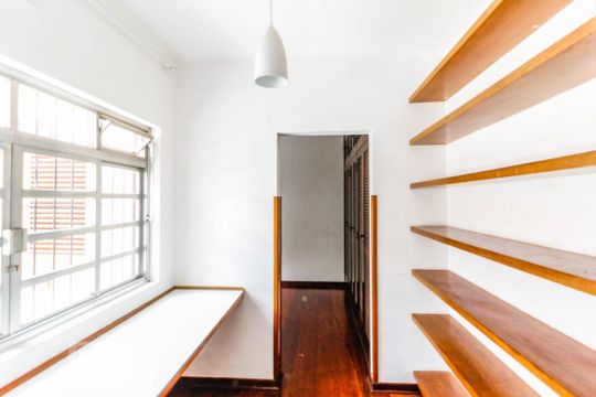 Escritório de casa à venda com 3 quartos, 200m² em Campo Belo, São Paulo