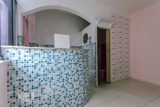 Sala/Cozinha de kitnet/studio para alugar com 1 quarto, 30m² em Centro, Salvador