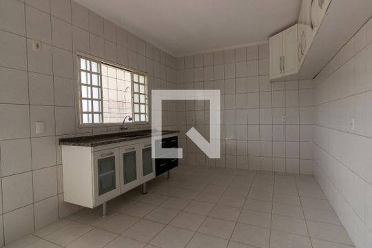 Cozinha de casa à venda com 2 quartos, 290m² em Parque dos Cisnes, Campinas