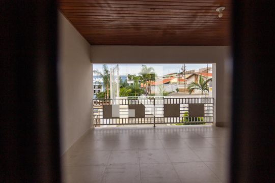 Vista da Sala de casa à venda com 2 quartos, 290m² em Parque dos Cisnes, Campinas