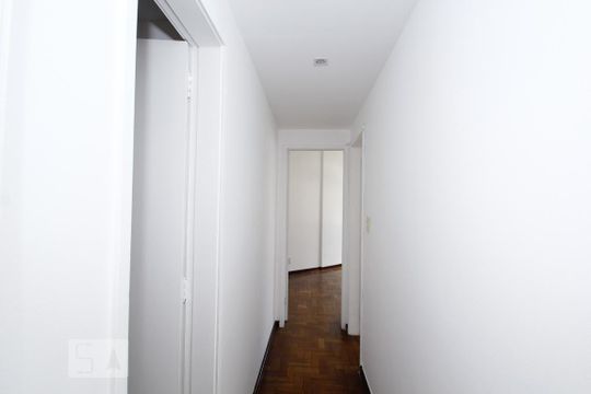 Corredor de apartamento à venda com 2 quartos, 90m² em Botafogo, Rio de Janeiro
