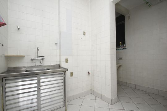 Cozinha de apartamento à venda com 2 quartos, 90m² em Botafogo, Rio de Janeiro