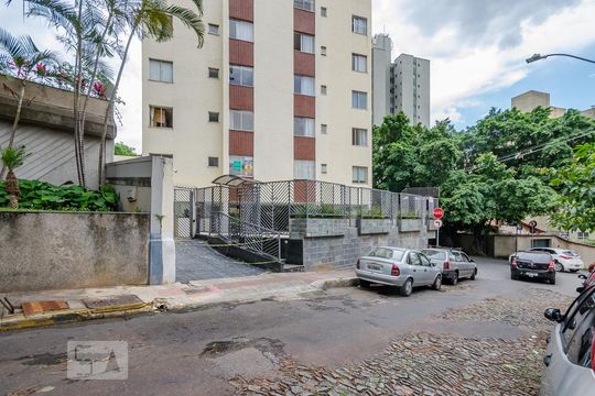 Fachada de apartamento para alugar com 2 quartos, 75m² em Coracao de Jesus, Belo Horizonte