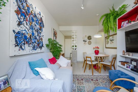 Sala de apartamento para alugar com 2 quartos, 75m² em Coracao de Jesus, Belo Horizonte