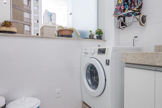 Área de Serviço de apartamento para alugar com 2 quartos, 75m² em Coracao de Jesus, Belo Horizonte