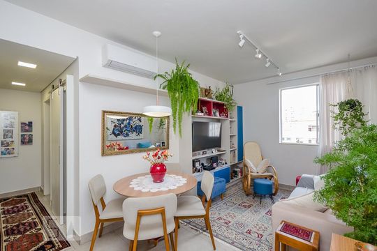 Apartamento para alugar com 2 quartos, 75m² em Coracao de Jesus, Belo Horizonte