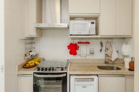Cozinha de apartamento para alugar com 2 quartos, 75m² em Coracao de Jesus, Belo Horizonte