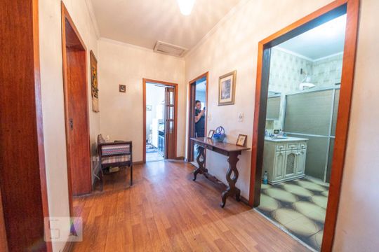 Corredor de casa para alugar com 3 quartos, 144m² em Guarani, Novo Hamburgo