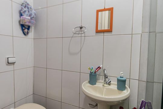 Banheiro Social de casa para alugar com 1 quarto, 50m² em Penha de França, São Paulo