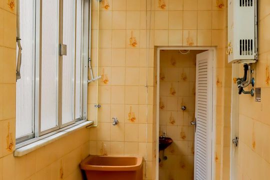 Área de Serviço de apartamento à venda com 2 quartos, 84m² em Copacabana, Rio de Janeiro