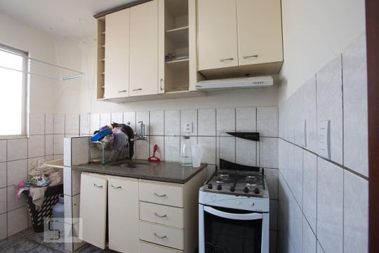 Cozinha de apartamento para alugar com 3 quartos, 54m² em Jardim Paulistano, Ribeirão Preto